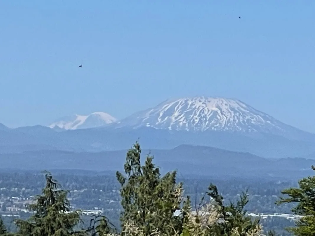 Mountains as seen from Portland, Oregon